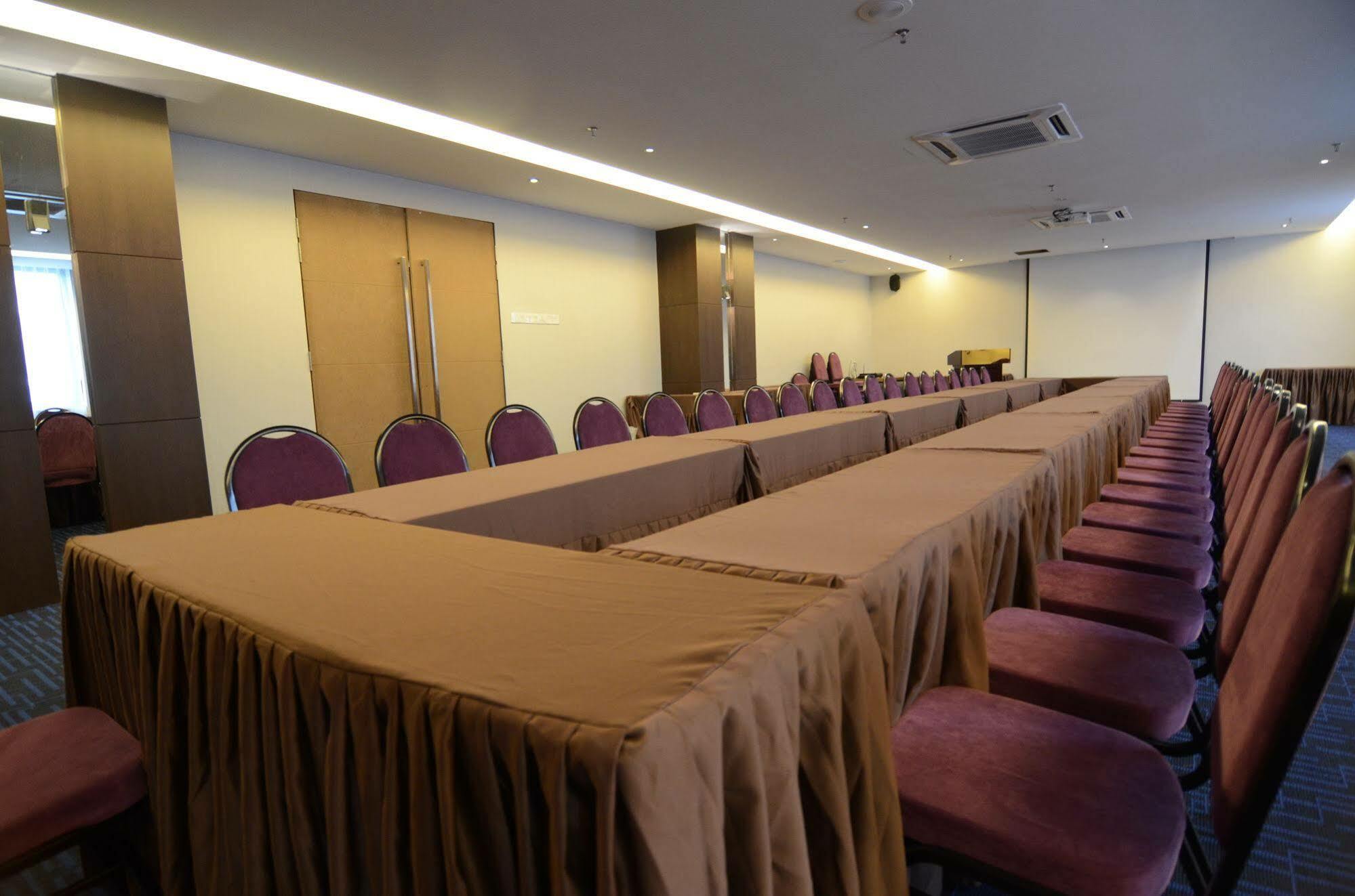 The Leverage Business Hotel Johor Bahru Dış mekan fotoğraf